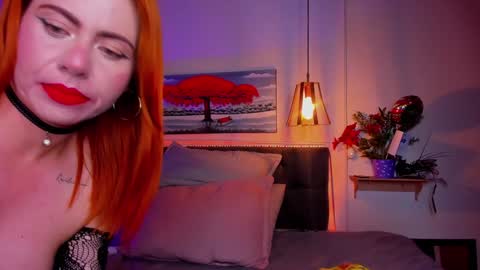 Snapshot of dulce_charlottee chatting on December 31, 7:42 am DULCE online show from December 31, 7:42 am