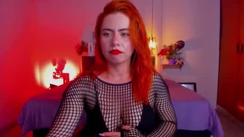 Snapshot of dulce_charlottee chatting on February 4, 8:28 pm DULCE online show from February 4, 8:28 pm
