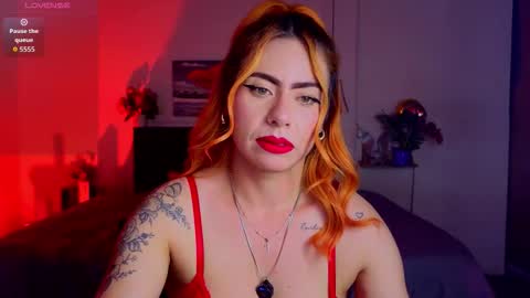 Snapshot of dulce_charlottee chatting on October 6, 7:33 pm DULCE online show from October 6, 7:33 pm