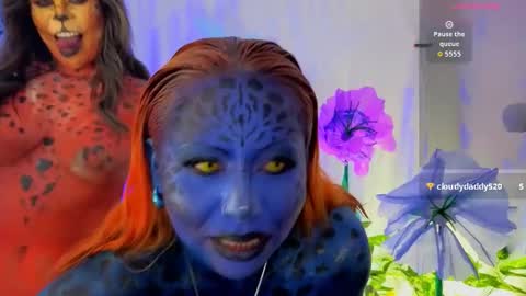 Snapshot of dulce_charlottee chatting on October 31, 7:37 pm DULCE online show from October 31, 7:37 pm