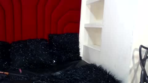 Dulce  online show from November 8, 12:00 am