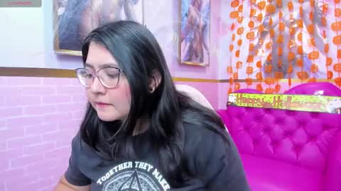 Dulce  online show from October 17, 11:57 am