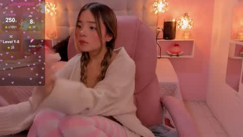 Dulce  online show from November 13, 8:08 pm