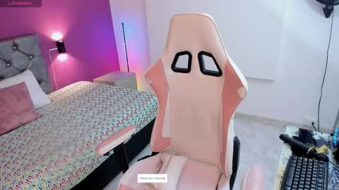 dulcee_gaby online show from November 22, 12:15 pm