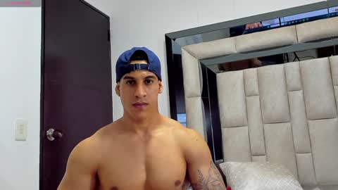 duran_dhikol1 online show from January 11, 3:02 am