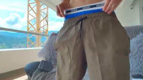 Dustin online show from November 5, 6:30 pm