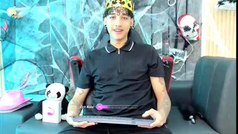 dustinandjordan online show from October 20, 5:19 am