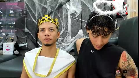 dustinandjordan online show from October 25, 6:43 am