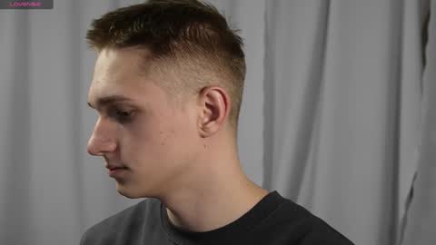 Dustyn online show from December 26, 11:57 pm