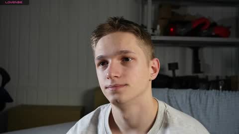 Dustyn online show from February 7, 2:15 pm