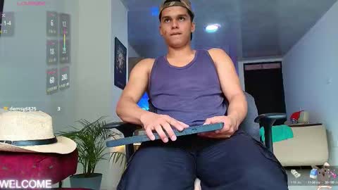 dwayne_brown online show from September 15, 2:17 pm