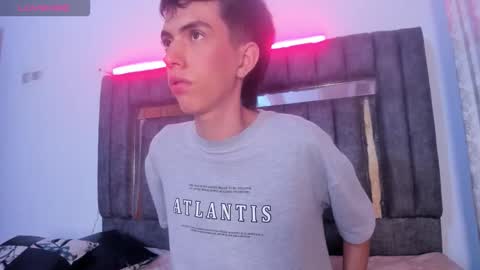 Dylan online show from November 22, 11:31 am