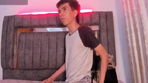 Dylan online show from November 29, 12:19 pm