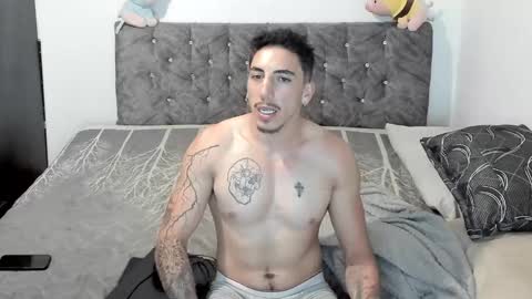 Snapshot of dylan_spencer chatting on December 6, 12:34 am Bryan model independient online show from December 6, 12:34 am