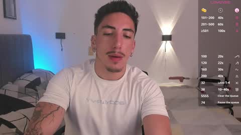 Snapshot of dylan_spencer chatting on December 8, 9:41 pm Bryan model independient online show from December 8, 9:41 pm