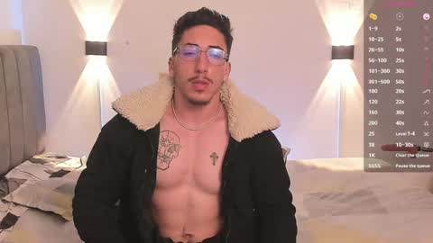 Snapshot of dylan_spencer chatting on December 28, 11:05 pm Bryan model independient online show from December 28, 11:05 pm