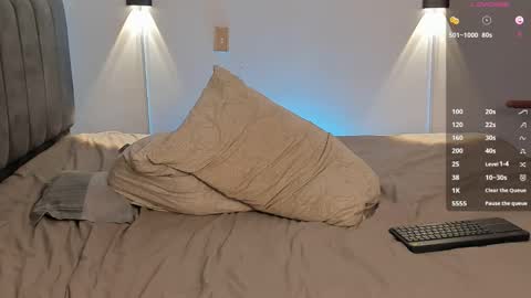 Snapshot of dylan_spencer chatting on January 11, 12:22 am Bryan model independient online show from January 11, 12:22 am