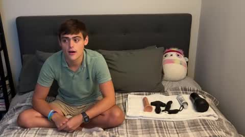 Snapshot of dylanfruits chatting on September 25, 11:41 pm dylanfruits online show from September 25, 11:41 pm