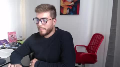 Snapshot of dylanhot10 chatting on January 22, 9:54 pm dylanhot10 online show from January 22, 9:54 pm