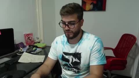 Snapshot of dylanhot10 chatting on January 24, 12:09 am dylanhot10 online show from January 24, 12:09 am