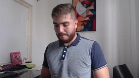 Snapshot of dylanhot10 chatting on February 12, 9:01 pm dylanhot10 online show from February 12, 9:01 pm