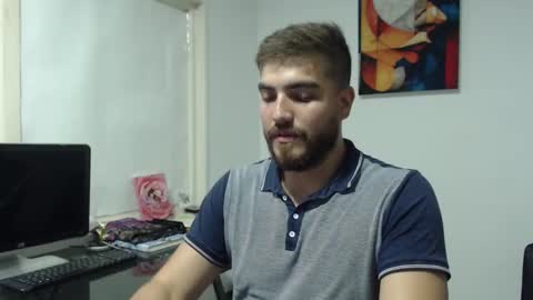 Snapshot of dylanhot10 chatting on February 13, 12:02 am dylanhot10 online show from February 13, 12:02 am