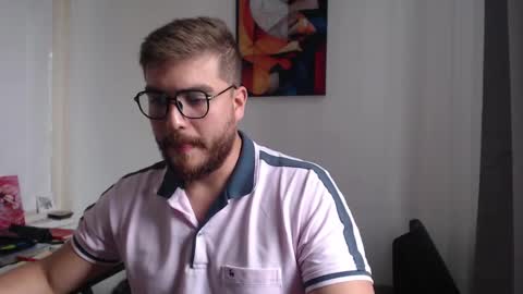 Snapshot of dylanhot10 chatting on February 20, 7:52 pm dylanhot10 online show from February 20, 7:52 pm