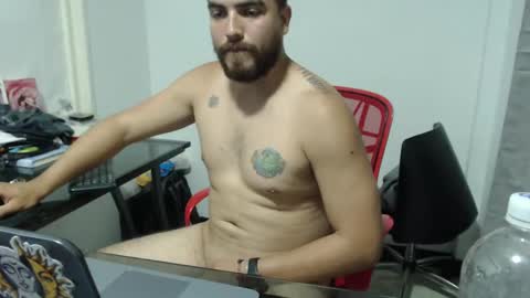 Snapshot of dylanhot10 chatting on February 23, 12:30 am dylanhot10 online show from February 23, 12:30 am