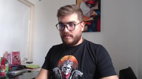 Snapshot of dylanhot10 chatting on February 28, 8:18 pm dylanhot10 online show from February 28, 8:18 pm