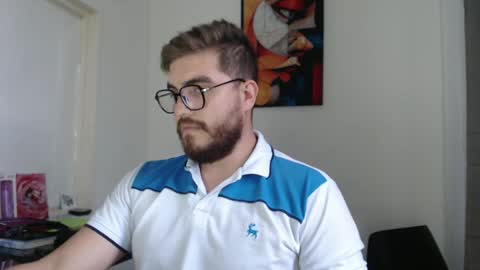 Snapshot of dylanhot10 chatting on March 1, 10:31 pm dylanhot10 online show from March 1, 10:31 pm