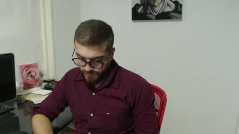 Snapshot of dylanhot10 chatting on October 1, 11:33 pm dylanhot10 online show from October 1, 11:33 pm