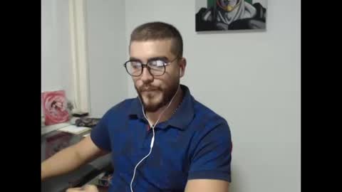 Snapshot of dylanhot10 chatting on October 17, 10:56 pm dylanhot10 online show from October 17, 10:56 pm