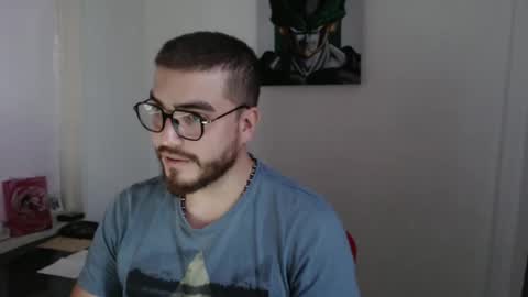 Snapshot of dylanhot10 chatting on October 21, 10:10 pm dylanhot10 online show from October 21, 10:10 pm