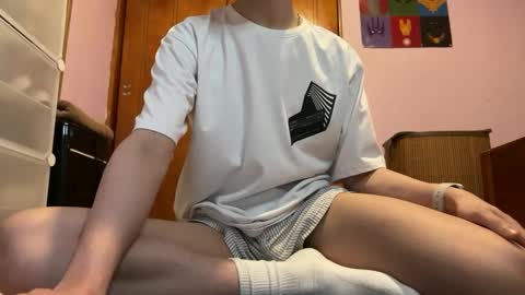 Snapshot of dylannewell chatting on September 16, 6:03 am dylannewell online show from September 16, 6:03 am