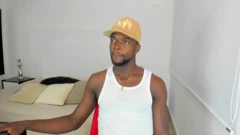 Snapshot of dylantaylor_1 chatting on January 13, 3:56 am Dylan Taylor online show from January 13, 3:56 am