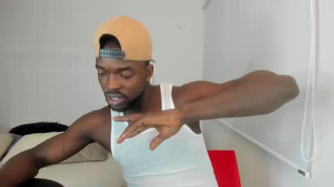 Snapshot of dylantaylor_1 chatting on January 13, 10:03 am Dylan Taylor online show from January 13, 10:03 am