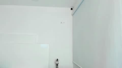 Snapshot of dylantaylor_1 chatting on January 31, 6:35 am Dylan Taylor online show from January 31, 6:35 am