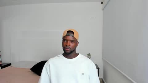 Snapshot of dylantaylor_1 chatting on March 3, 3:30 am Dylan Taylor online show from March 3, 3:30 am