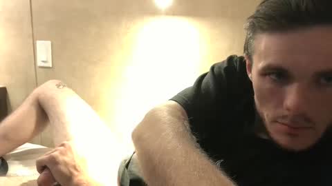 dylp400 online show from January 25, 11:54 pm