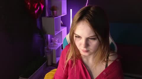 Snapshot of dyna_bae chatting on March 9, 1:14 am Dyna online show from March 9, 1:14 am