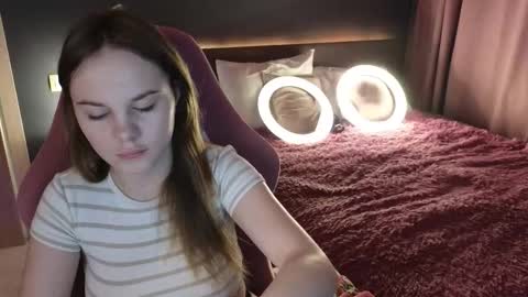 Snapshot of dyna_bae chatting on September 24, 2:04 am Dyna online show from September 24, 2:04 am