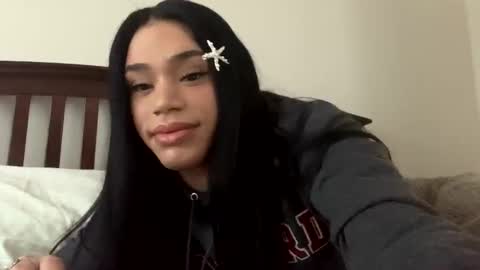 Dynasty online show from January 10, 8:04 pm