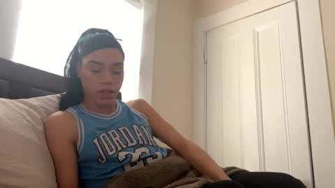 Dynasty online show from February 27, 6:42 pm