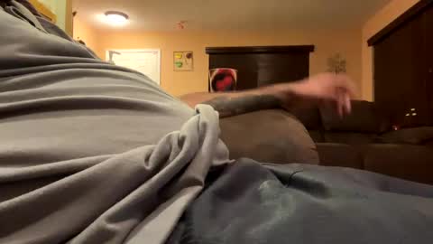 Snapshot of earl3232 chatting on October 26, 5:24 am earl3232 online show from October 26, 5:24 am