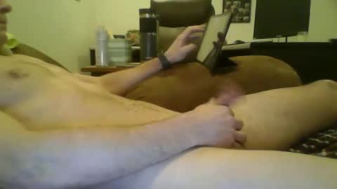 earlthomas00 online show from February 26, 3:41 pm