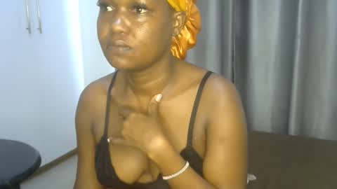 east_queen online show from January 20, 8:52 am