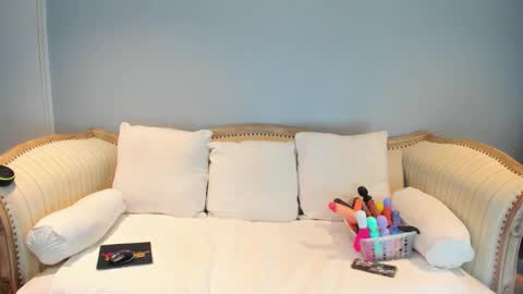 Snapshot of eatmygingersnapps chatting on January 28, 4:30 pm Allison online show from January 28, 4:30 pm