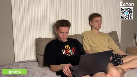 eaton_ online show from October 18, 6:41 pm