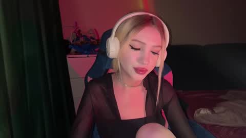 Snapshot of eazylove156 chatting on January 24, 12:09 am Michael online show from January 24, 12:09 am