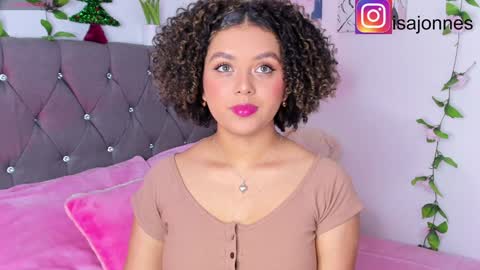 Snapshot of ebony_curly2 chatting on December 14, 7:57 pm isa online show from December 14, 7:57 pm
